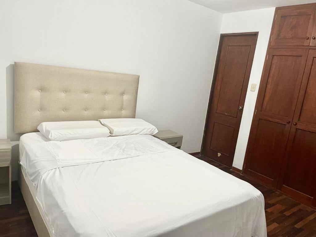 Apartment En El Centro De - Primer Piso